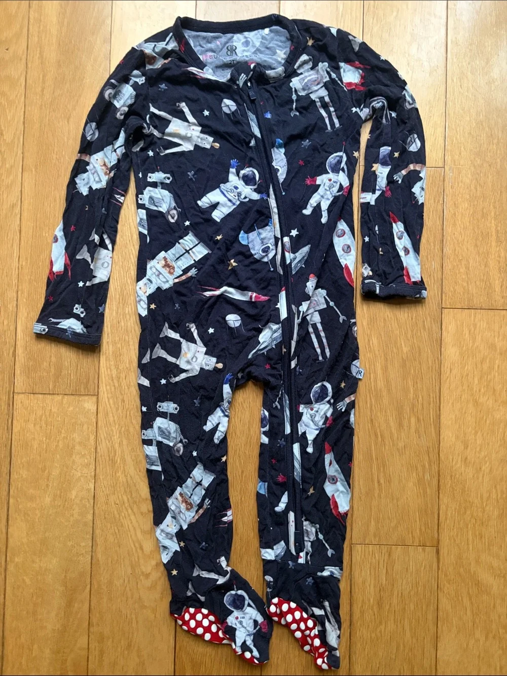 🏈Bums & Roses 2T Footie Bundle
